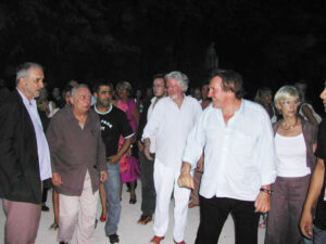 269184_124559800967928_100002417277184_179881_4815974_n