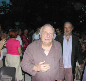 269609_124559724301269_100002417277184_179880_4186655_n